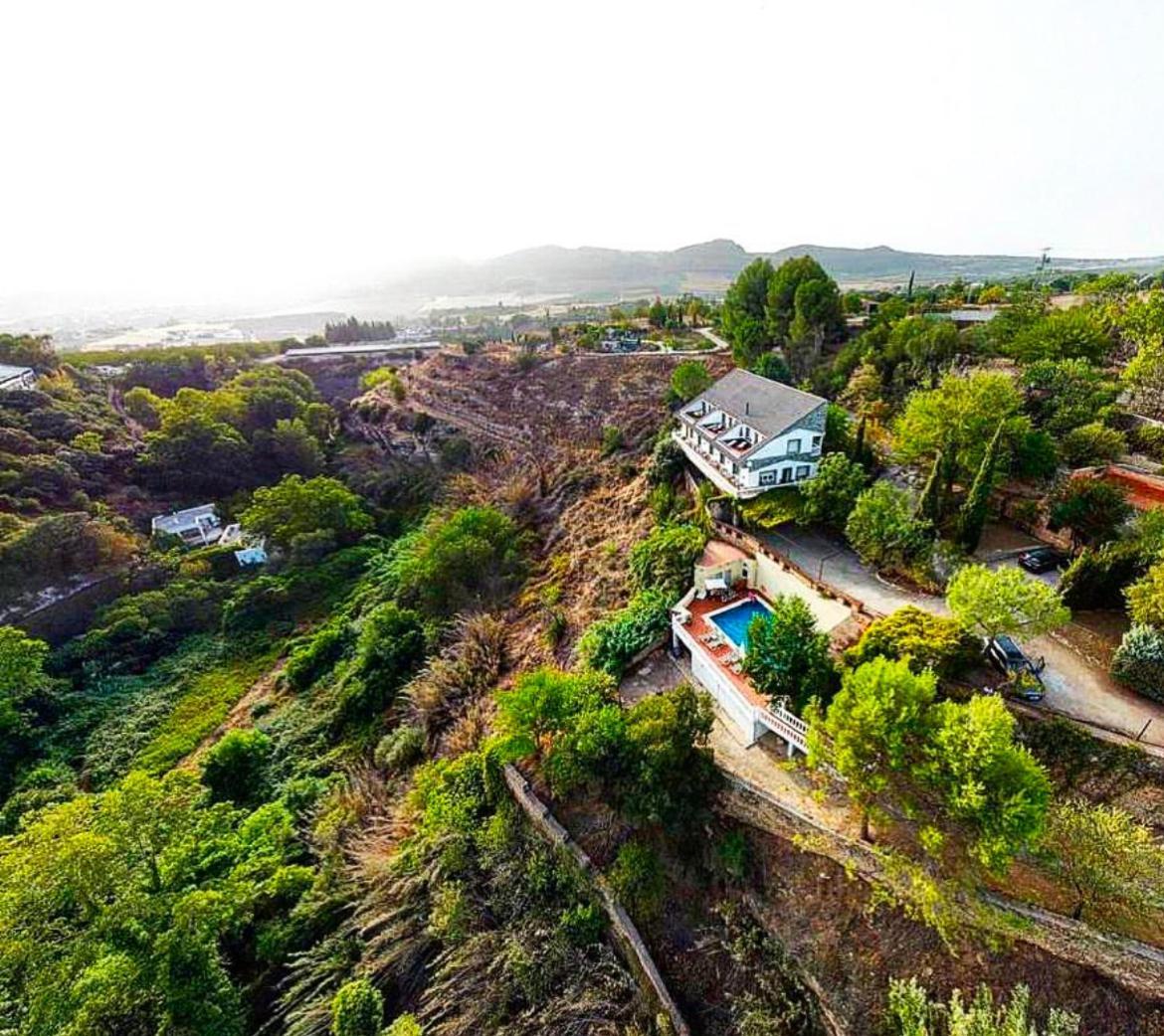 Villa Ignacia B&B - Naturaleza Entre Ronda Y Setenil Arriate Kültér fotó