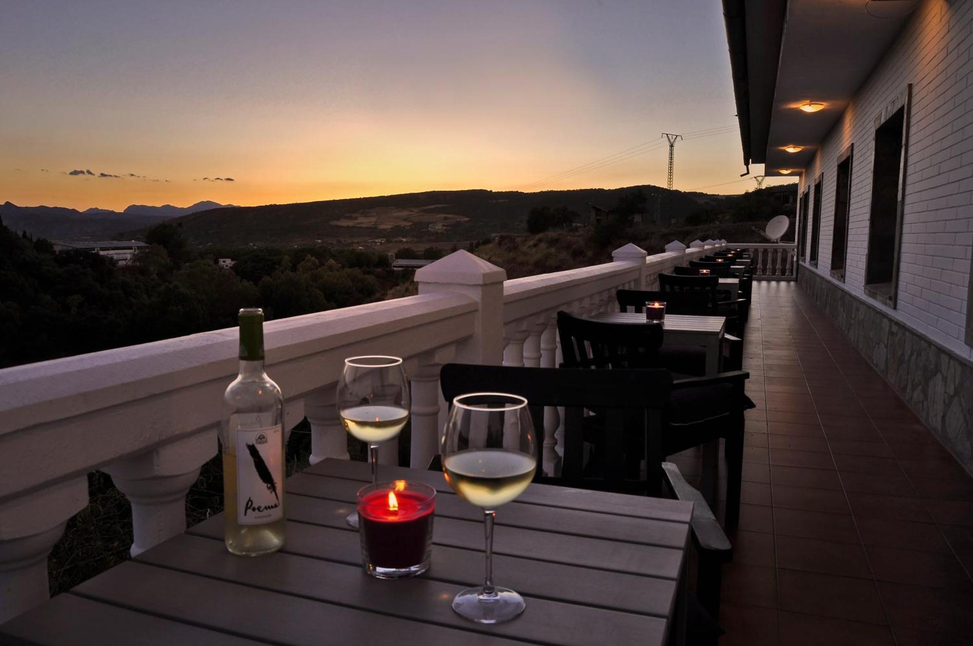 Villa Ignacia B&B - Naturaleza Entre Ronda Y Setenil Arriate Kültér fotó